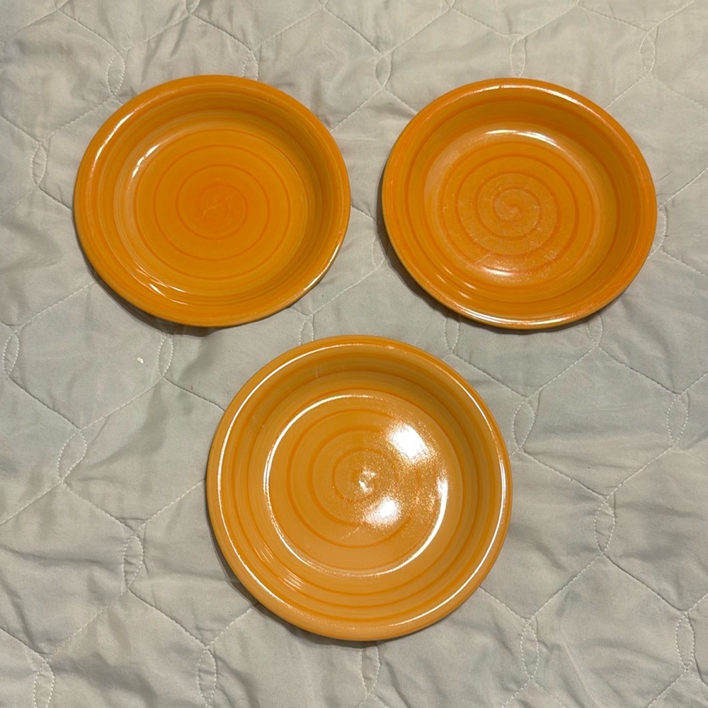 Citrus Grove salad or pie dishes, 3 orange plates with swirls. (Mlb)